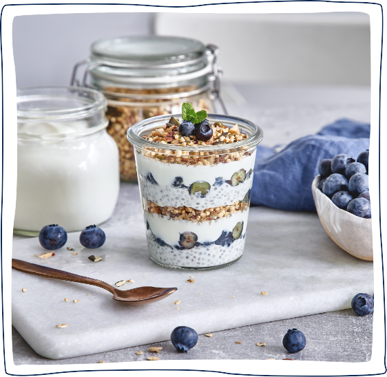 Joghurt-Chia-Trifle mit Blaubeeren 11